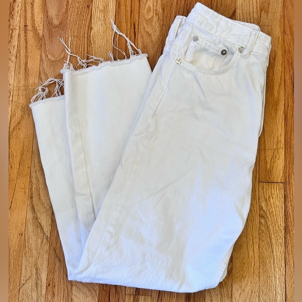 Zara White Raw Hem Straight Leg High Waist Jeans - Picture 4 of 6